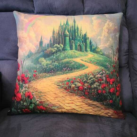 Wicked or Wizard Oz Inspired Emerald City Throw Pillow Cushion Included!!! 18x18 - Picture 1 of 7